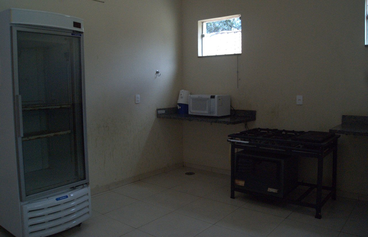 Cozinha de apoio do Espaço Kivile